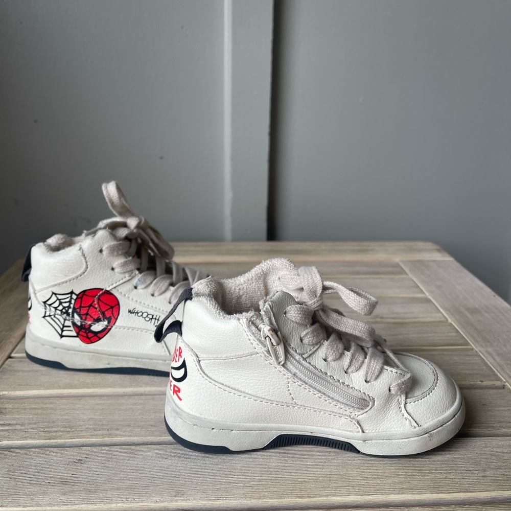 Zara Spider-Man marvel sneakers